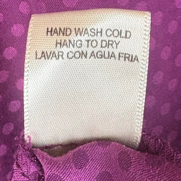 Skies are Blue Sleeveless Purple Polk a Dot Scalloped Hem Blouse; Size XL - Picture 9 of 9